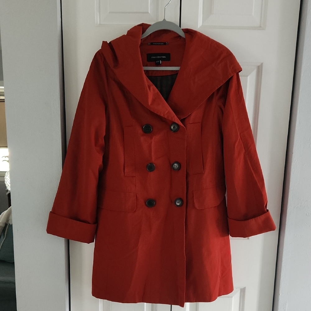 Jones New York Red Trench Coat with Wide Collar